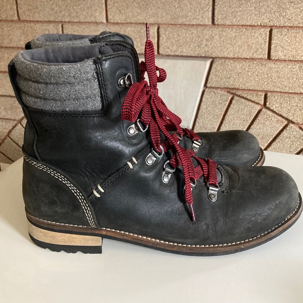 Kodiak Red Lace Charcoal Leather Hiking Boots Women’s Size 10
